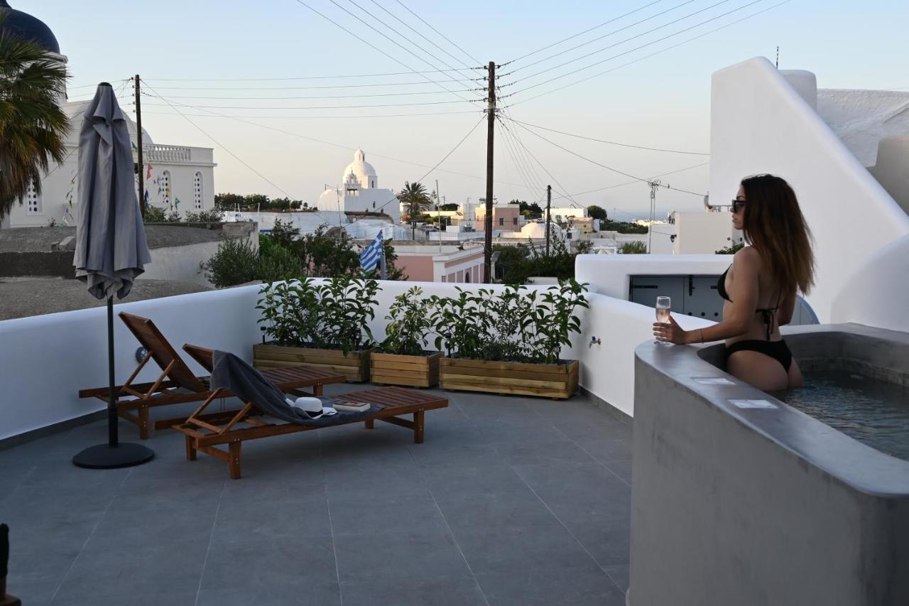 Volcan Secret Cave Apartment Karterados (Santorini)