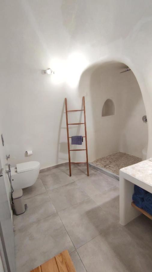 Volcan Secret Cave Apartment *
